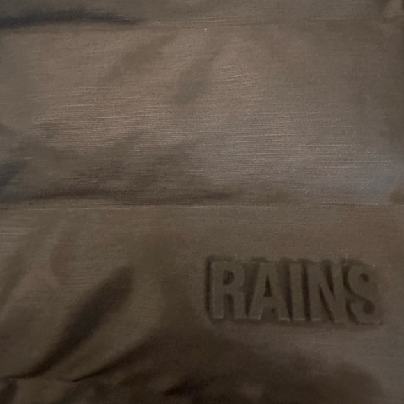 Rains Bator Puffer Bag - Picture 3 of 5